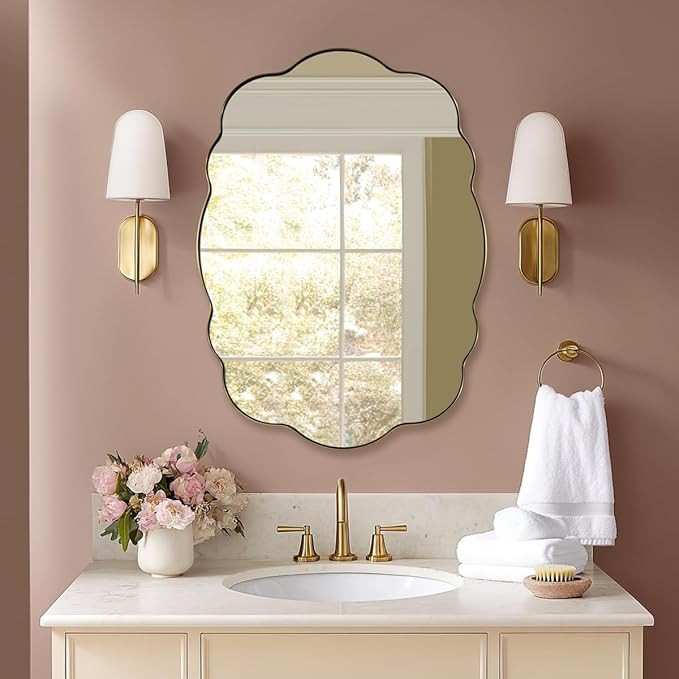 ANDY STAR Brushed Gold Scalloped Mirror - Image 3