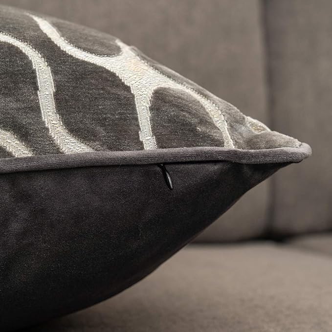 Yangest Silver Grey Square Throw Pillow Cover Wavy Velvet Cushion Cover Modern - Image 4