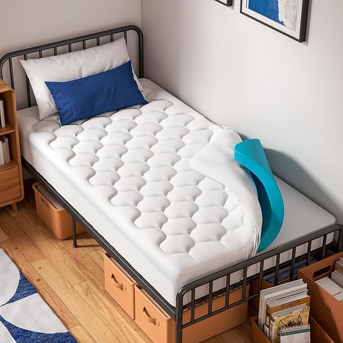 OhGeni Cooling 4 inch Dual Layer Twin XL Mattress Topper by OhGeni
