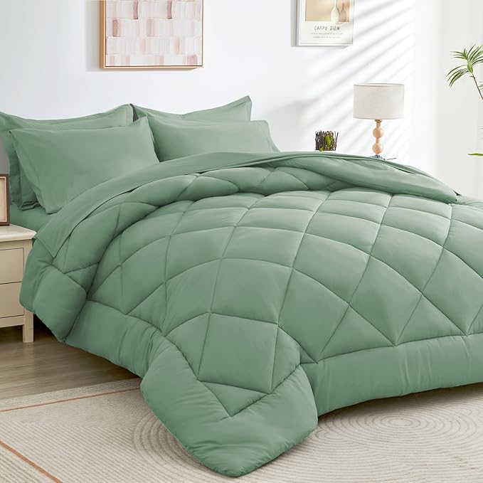 HEVUMYI Light Green Full Comforter Set by HEVUMYI