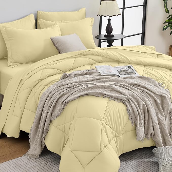 HEVUMYI Cream Yellow Queen Comforter Set by HEVUMYI