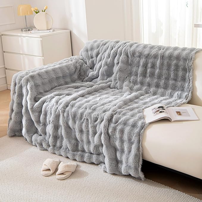 VM VOUGEMARKET Grey Couch Cover 1-Piece Universal Thick Faux Rabbit Fur Sofa - Image 4
