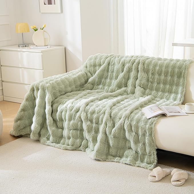VM VOUGEMARKET Soft Warm Faux Fur Sofa Cover Thick Shaggy Fuzzy Sectional Couch - Image 4
