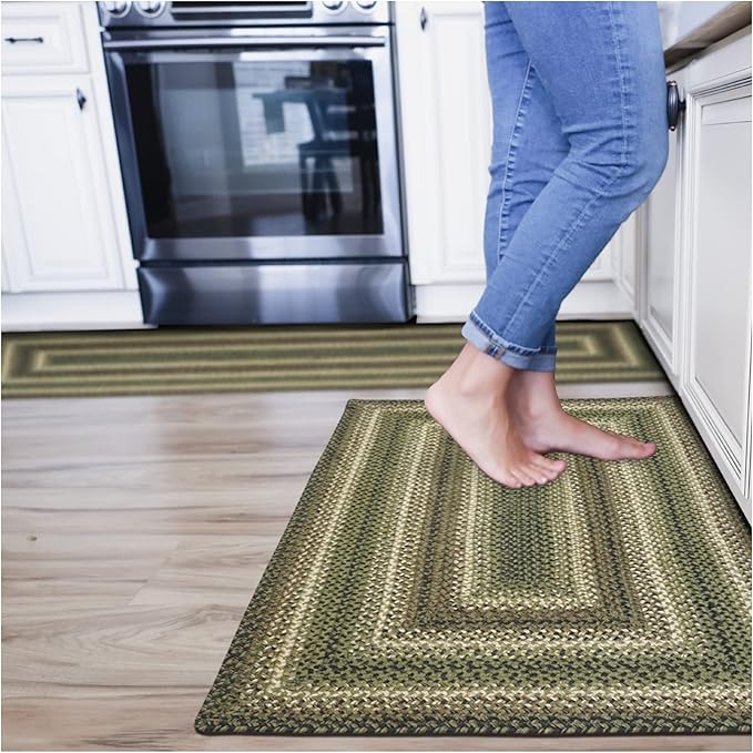 Homespice Pinecone Small Braided Rugs 27x45 by Homespice