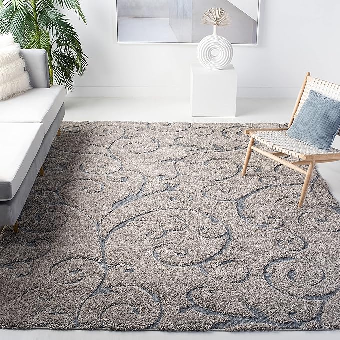 SAFAVIEH Florida Shag Collection Area Rug by SAFAVIEH