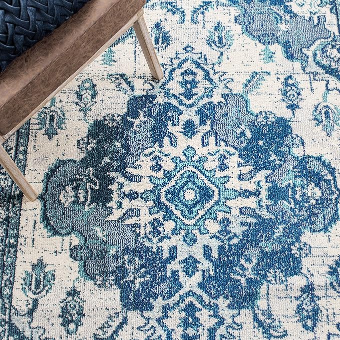SAFAVIEH Monaco Collection Accent Rug - Image 5